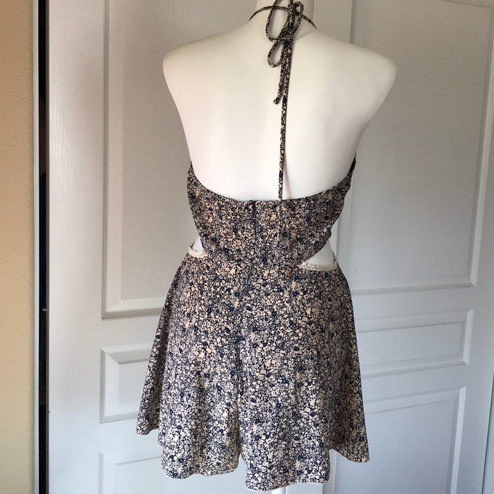 ROMPER - Picture 4 of 6